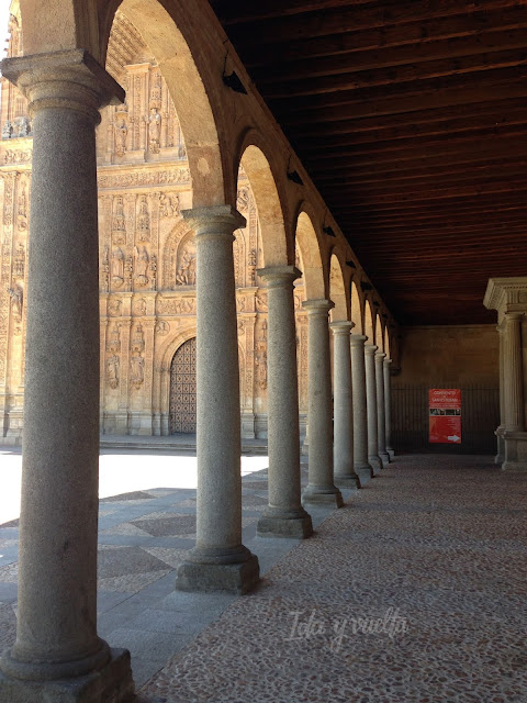 Galería y fachada de los Dominicos en Salamanca