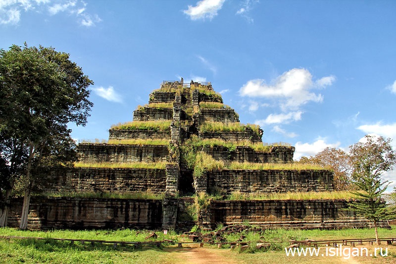 Пирамида Смерти Пирамида Смерти. Храмовый комплекс Прасат Тхом (Prasat Thom). Город Кох Кер (Koh Ker). Камбоджа