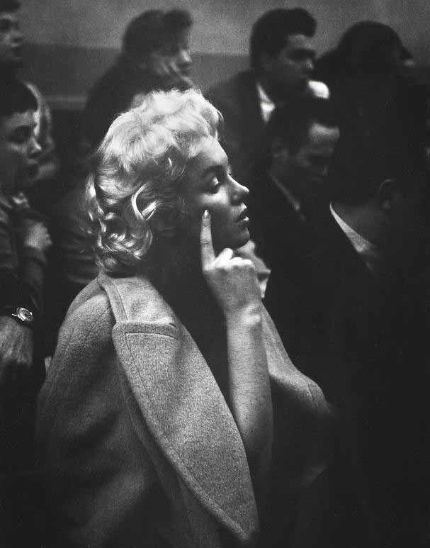 Marilyn. Glamour.