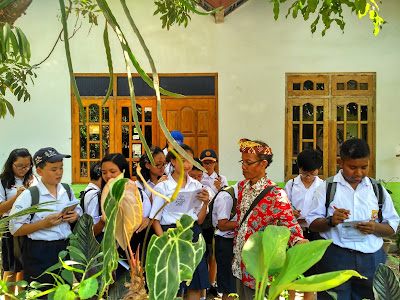 Field Trip SMP Budi Utama Sleman di Desa Wisata Jamu Kiringan