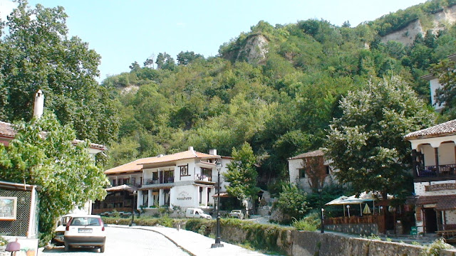 « Механа "Ченарите". »