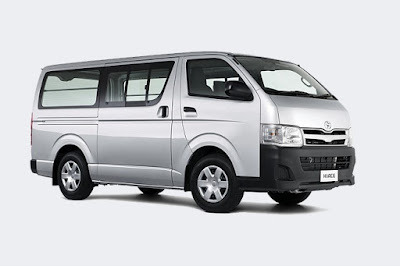 Sewa Toyota Hiace di Bandung di Dago Holiday