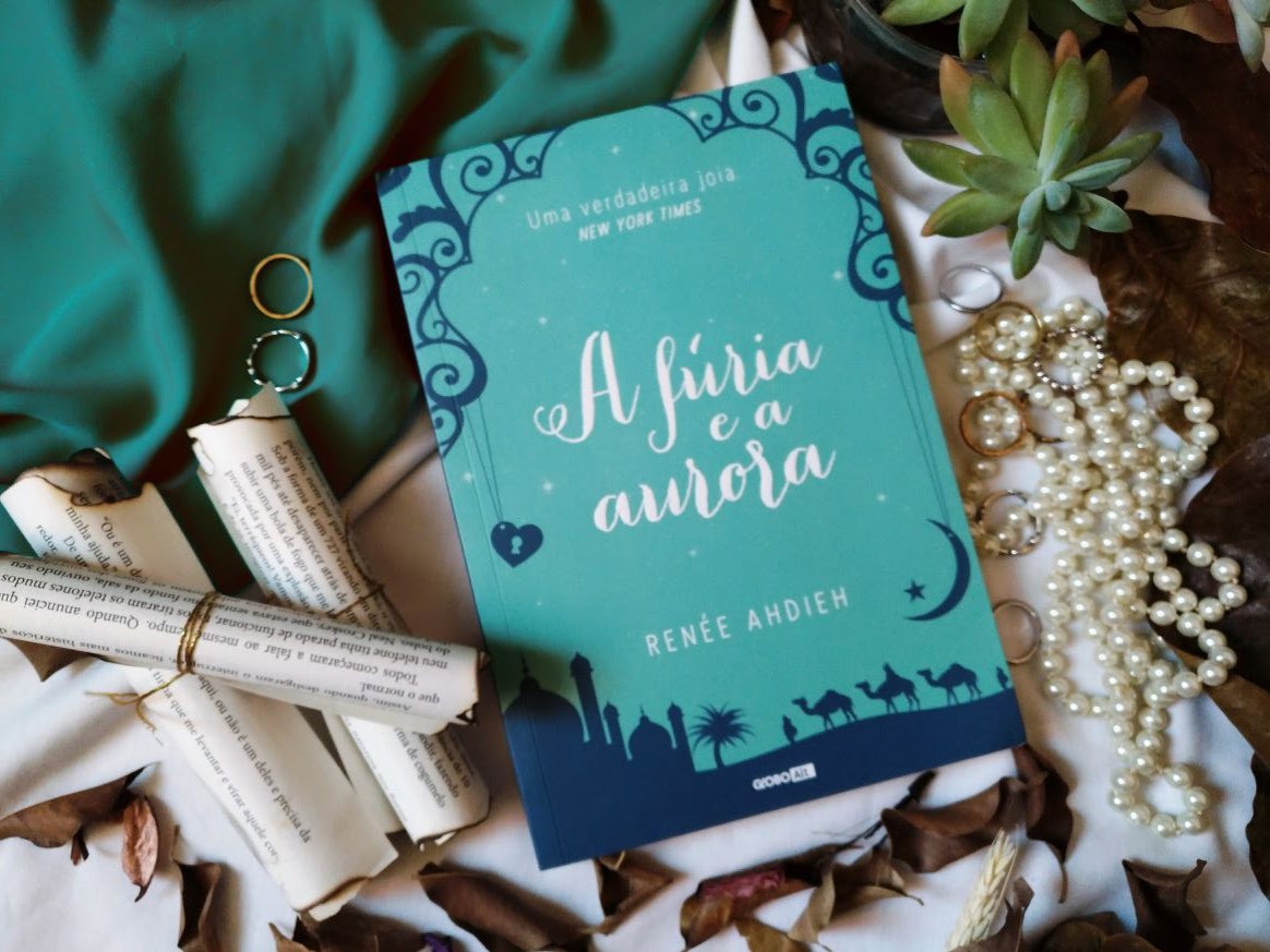 RESENHA DE LIVRO A FĂRIA E A AURORA - RENĂE AHDIEH A FĂRIA E A AURORA - RENĂE AHDIEH