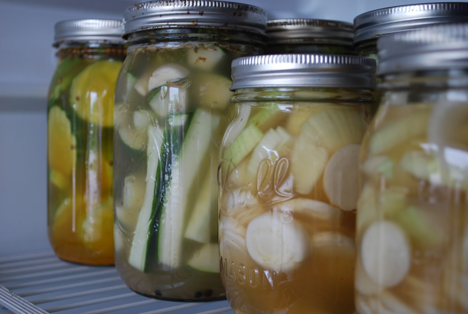 Return to the Garden SWEET AND DILL REFRIGERATOR PICKLES