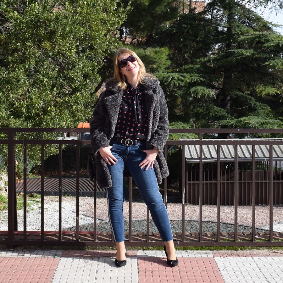 De_lunares_y_vaqueros