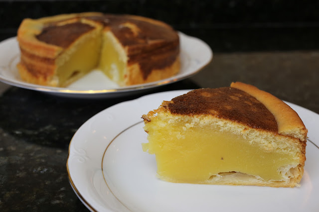 Tarta de almendras y yema