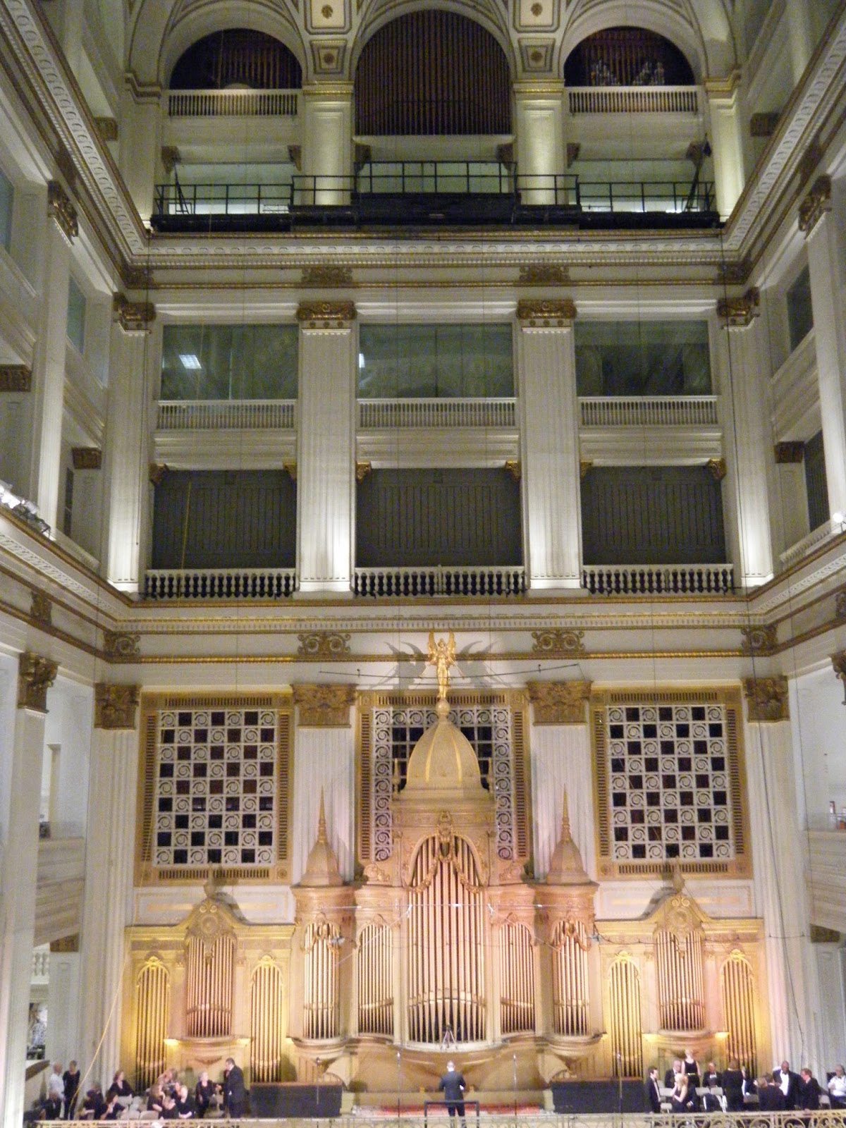 A DAY WITH THE MISTRESS WANAMAKER ORGAN DAY