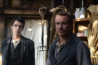 Sakin Batı-Jay Cavendish-Silas Selleck slow west-kodi smit-mcphee-michael fassbender