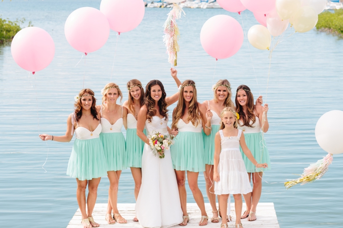 gorgeous hawaii wedding with handmade details and balloons photo by STUDIO 1208