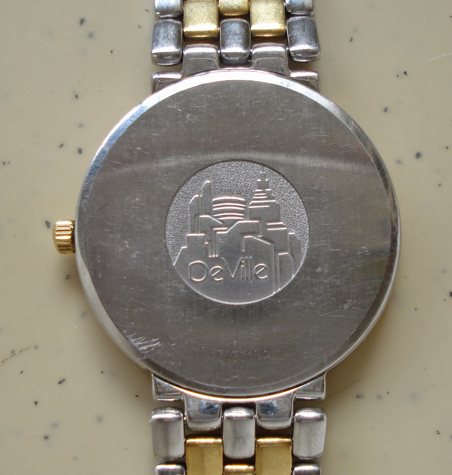 red submariner dial