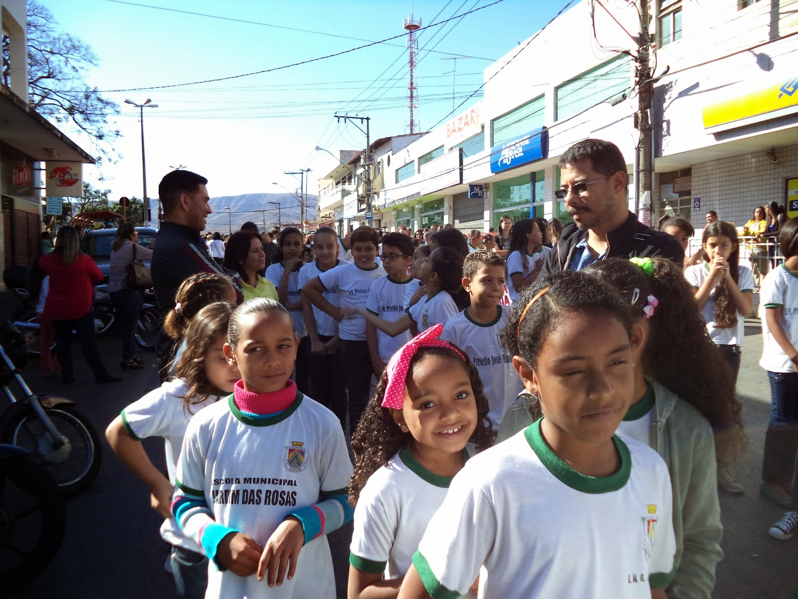 E.M. DO BAIRRO JARDIM DAS ROSAS Retrospectiva 2014