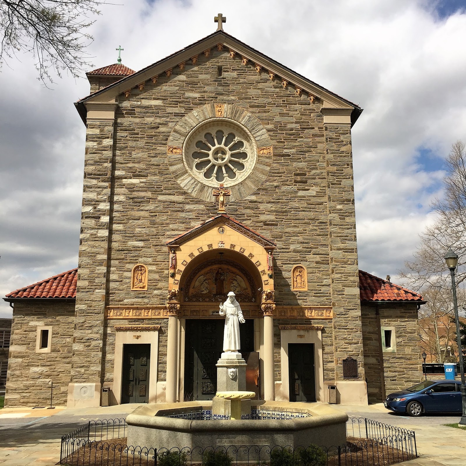Souvenir Chronicles WILMINGTON, DELAWARE ST. ANTHONY OF PADUA PARISH CHURCH