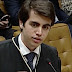 Rapaz de 18 anos torna-se advogado mais jovem a defender caso no STF
