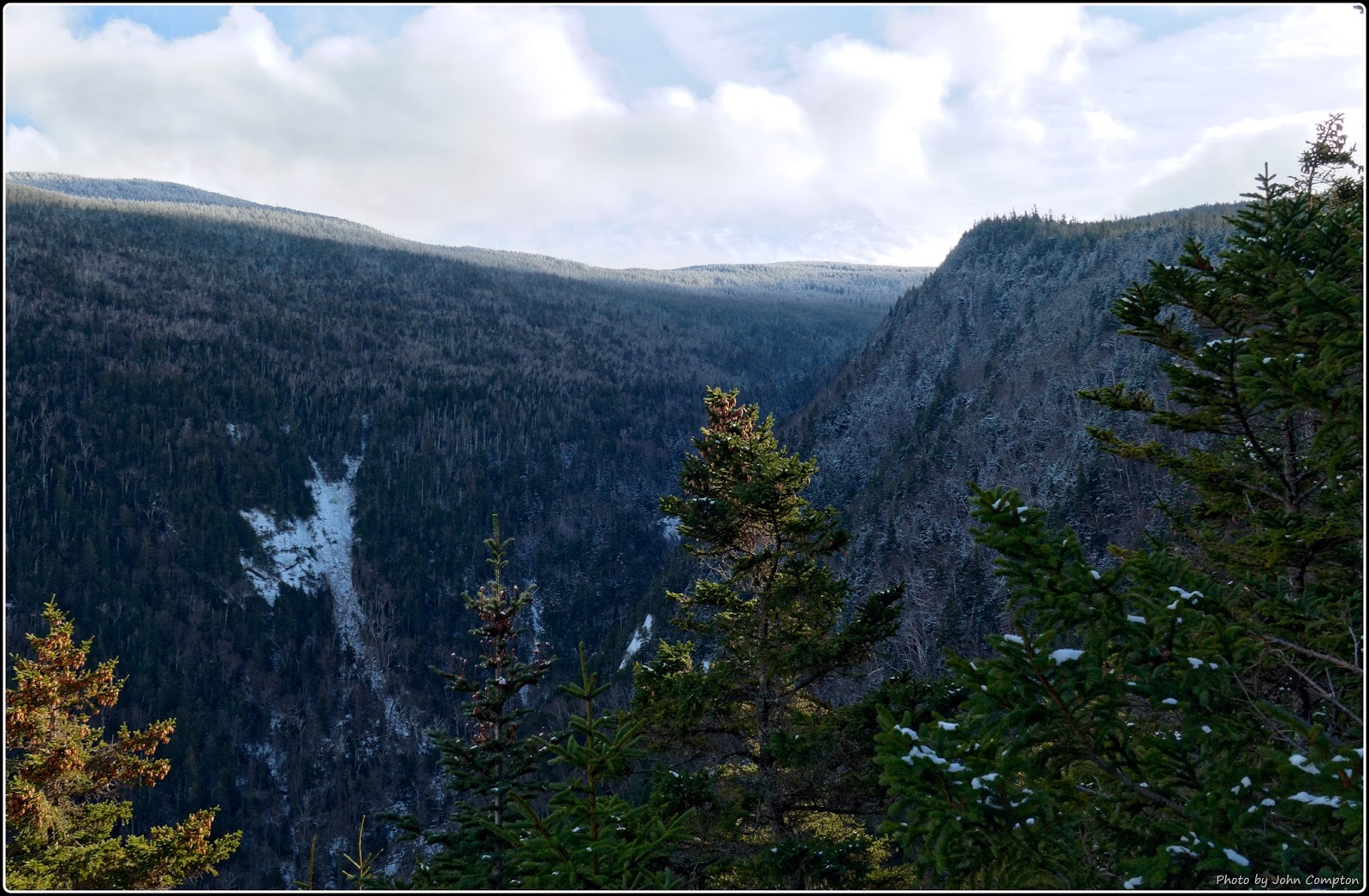 1HappyHiker A Trek to a Viewpoint Along the Benton Trail