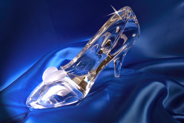 10 Gambar Sepatu Kaca Cinderella
