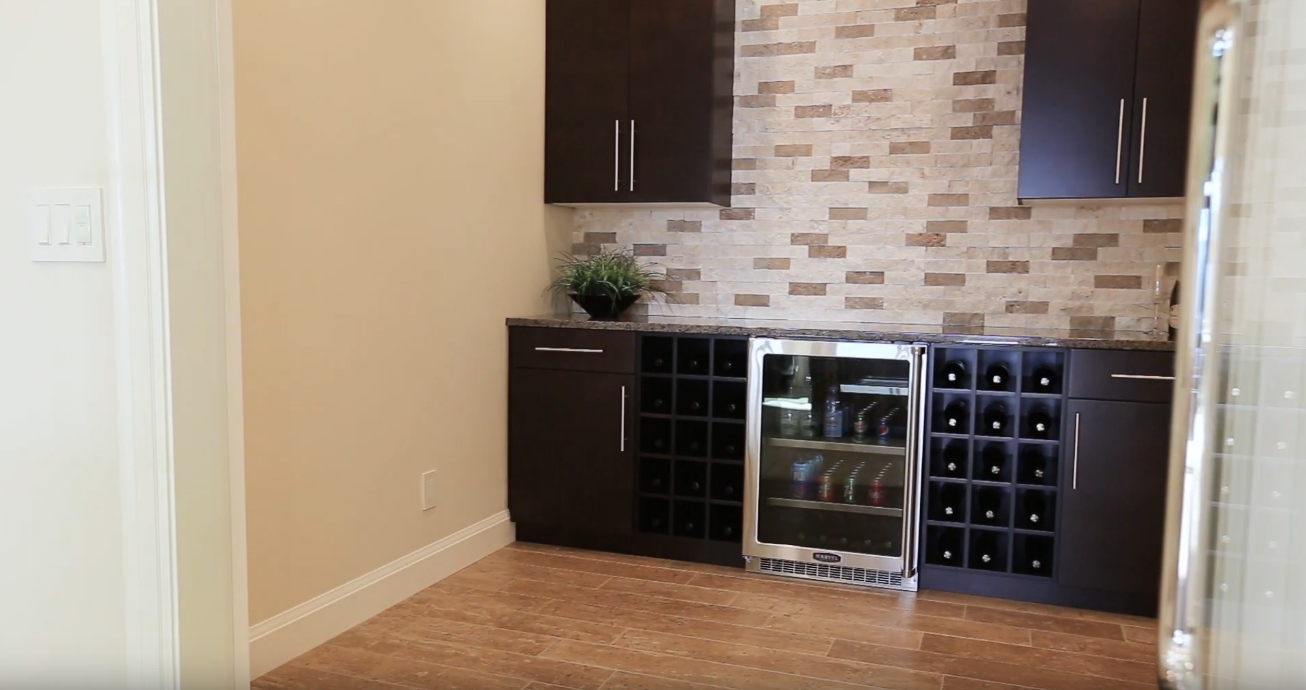 Luxury Home Interior Design Tour vs. Spectacular Views Vernon, BC, Canada