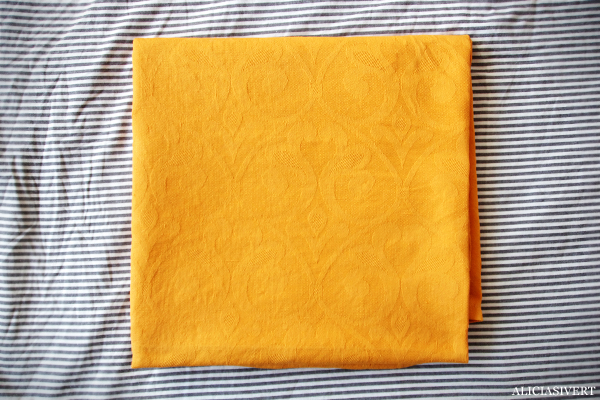 DIY sy egna kökshanddukar av Alicia Sivertsson, 2015. Alicia Sivert, Alicia Sivertsson, aliciasivert, handduk, handdukar, kök, kökshandduk, kökshanddukar, tea towels, tea towel, diy, tutorial, beskrivning, sy, sew, skapa, skapande, gör det själv, do it yourself, kreativitet, kitchen, craft, creativity, återbruk, remake, redo, upcycle