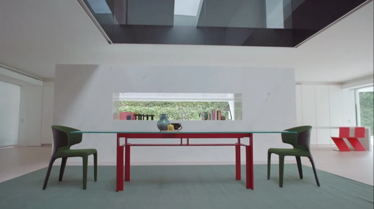 Interior Design Tour vs. Luxurious Minimalist House In Spain