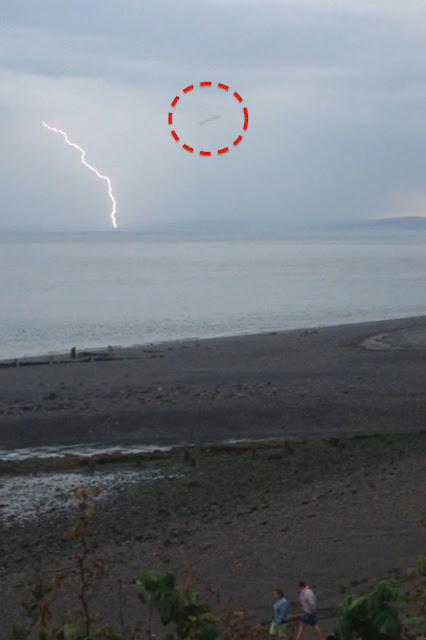 UFO News - Canada Eyewitness Sees UFO Over Water during Storm plus MORE Iphone%252C%2Btahoe%252C%2BAI%252C%2Bartificial%2BIntelligence%252C%2Btank%252C%2Barcheology%252C%2BGod%252C%2BNellis%2BAFB%252C%2BMoon%252C%2Bunidentified%2Bflying%2Bobject%252C%2Bspace%252C%2BUFO%252C%2BUFOs%252C%2Bsighting%252C%2Bsightings%252C%2Balien%252C%2Baliens%252C%2BFox%252C%2BNews%252C%2Bastronomy%252C%2Btreasure%252C%2Bjpg