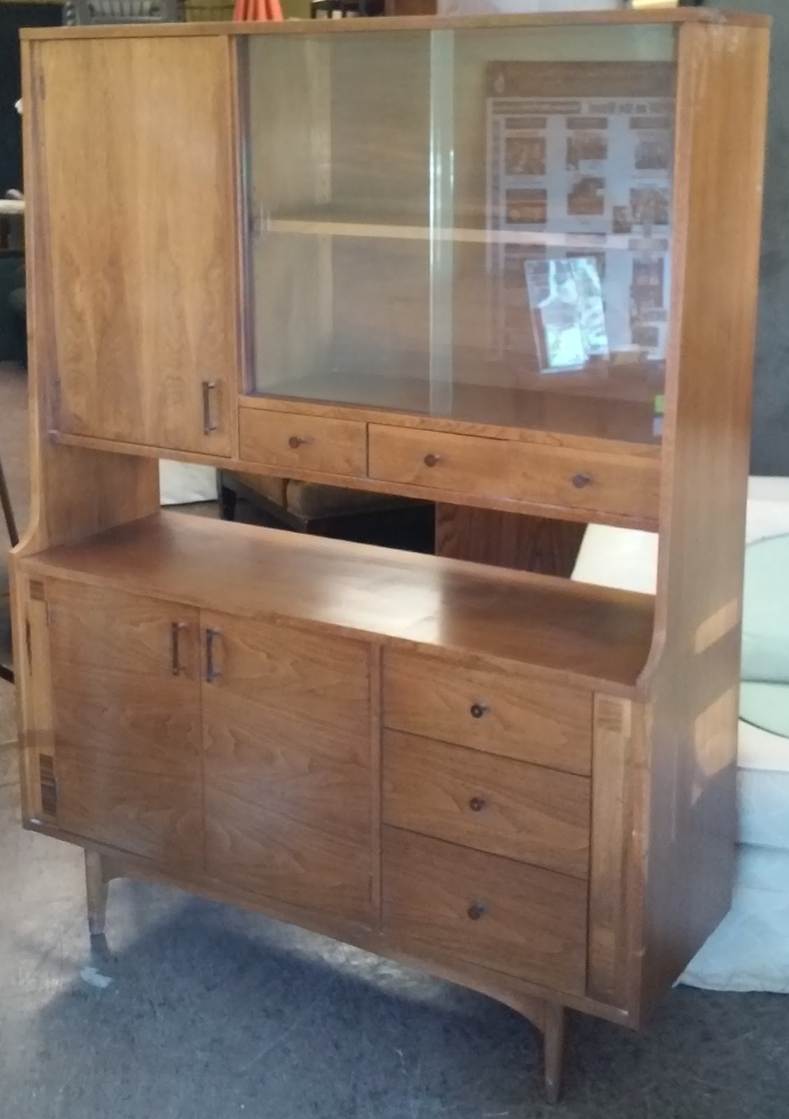 UHURU FURNITURE & COLLECTIBLES SOLD Kroehler Vintage Danish Style