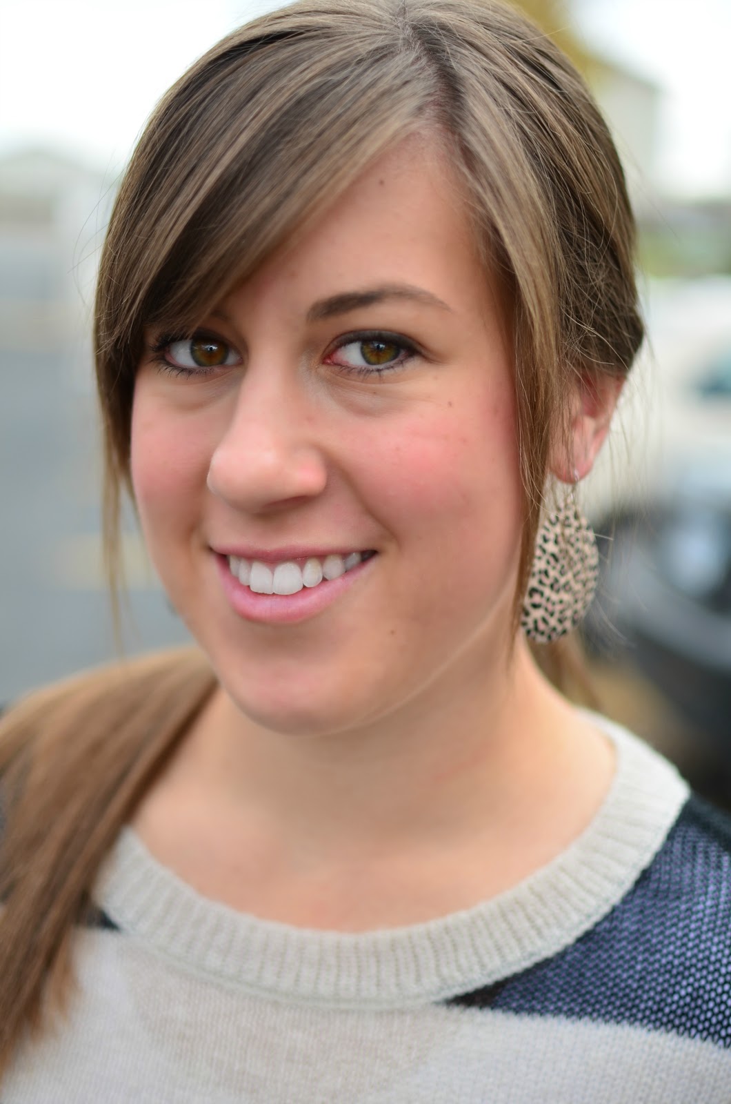 nb Adore Style. 32. Dangly Earrings