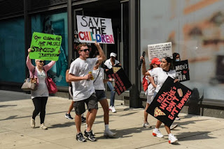 بالصور .. مسيرات تجوب شوارع نيويورك ضد إعادة فتح المدارس بسبب كورونا