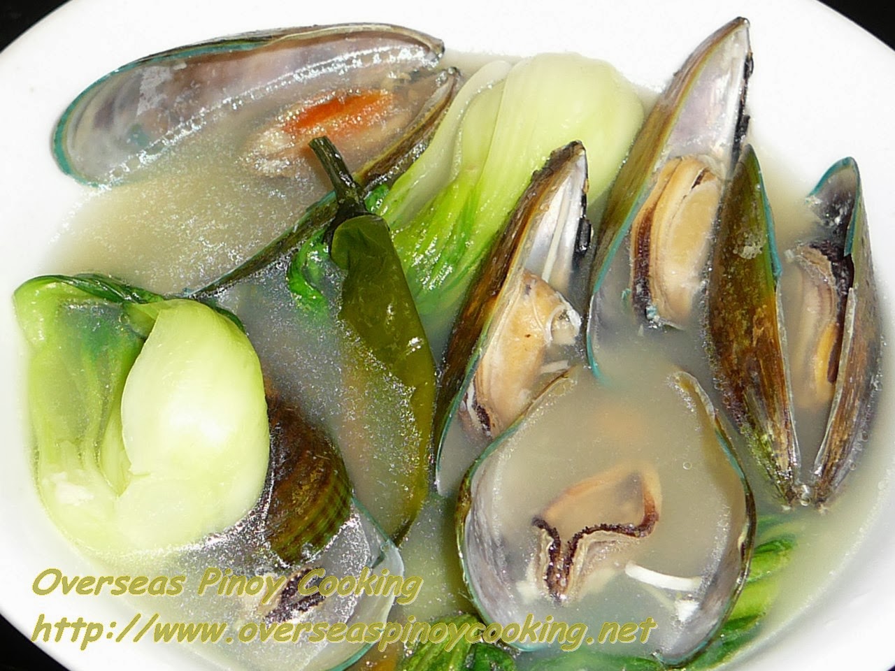 Tinolang Tahong at Pechay, Green Mussels with Bok Choy Panlasang