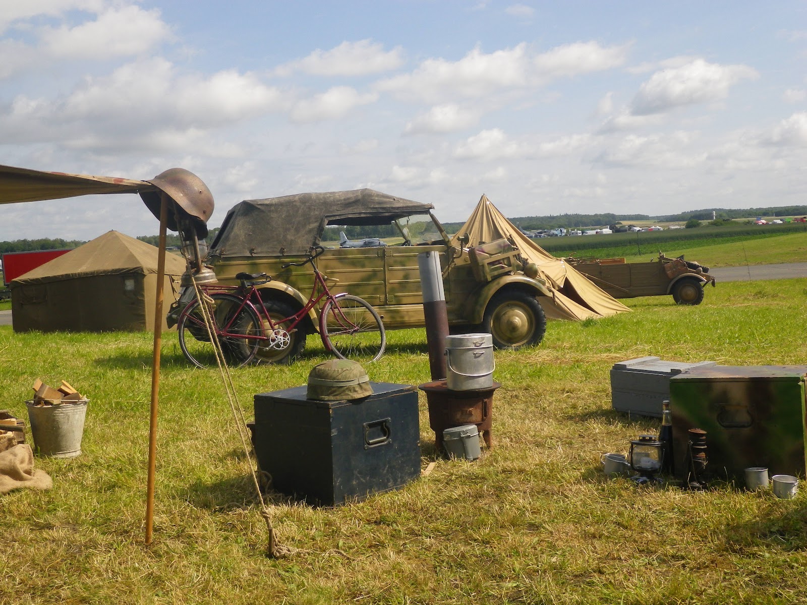 Ma Kubelwagen Lili FLORENNES Le camp allemand
