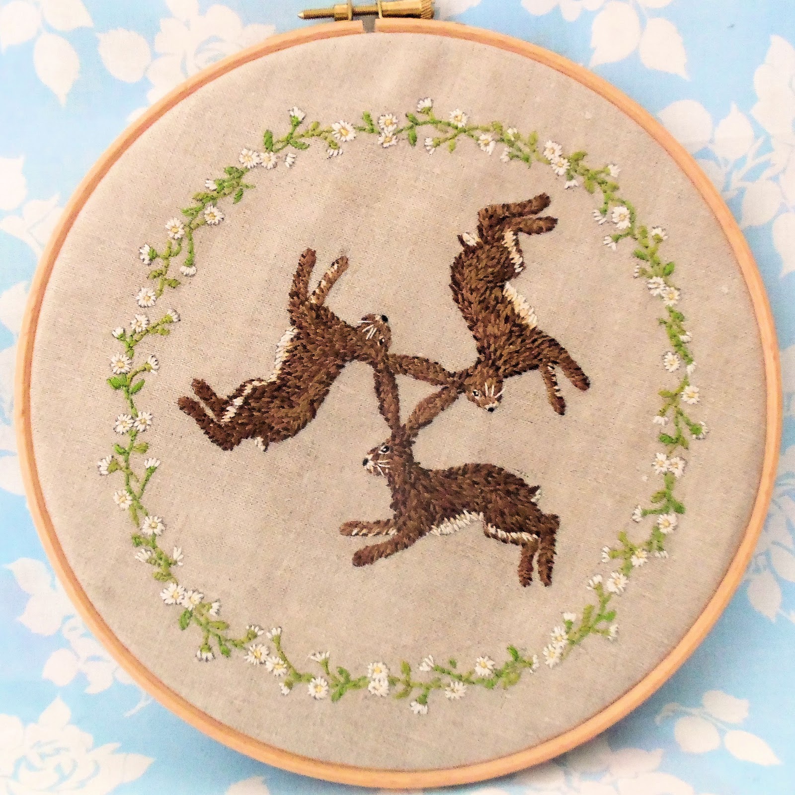 Three Hares ... a spring time pattern – Bustle & Sew