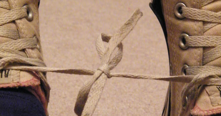 how to keep leather shoe strings tied