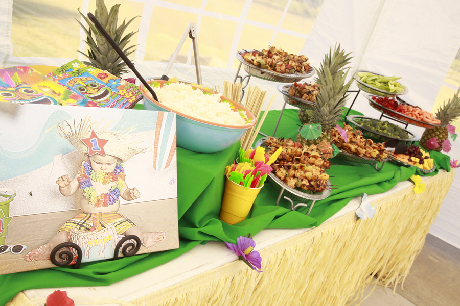 Home Confetti Hawaiian Luau Birthday Party!