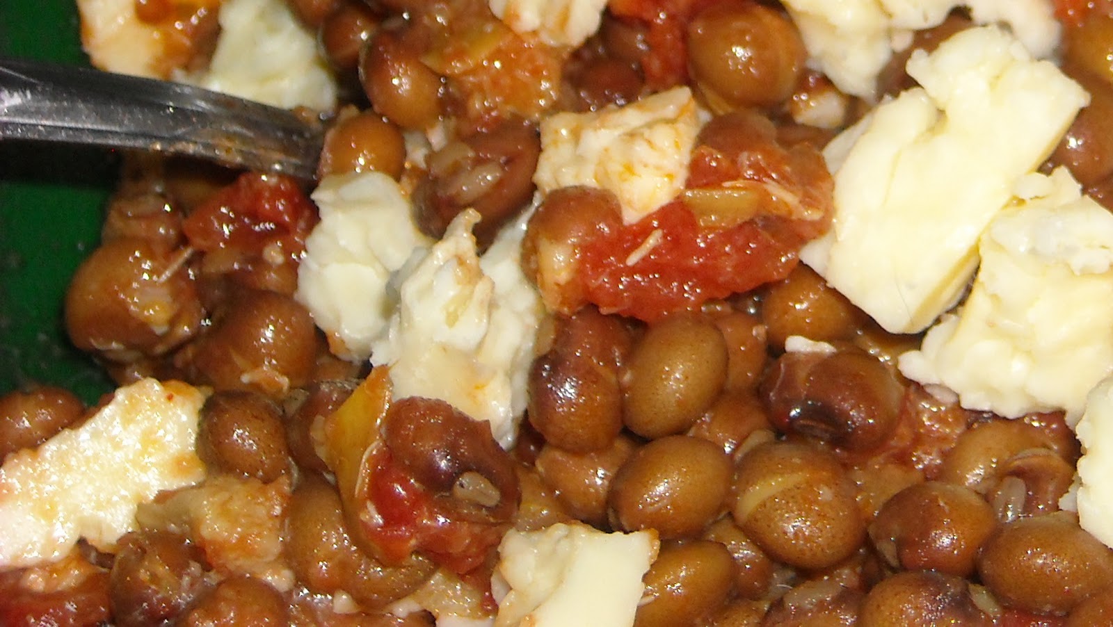 The Land of Peapodriot Tuscan Pigeon Peas and Artichoke Bread with Smelt