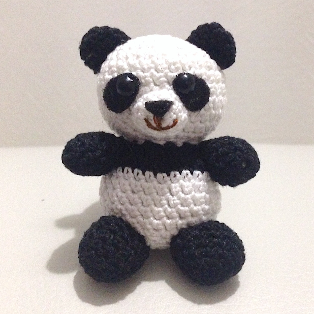 La piccola bottega della Creatività: Panda amigurumi - Tutorial