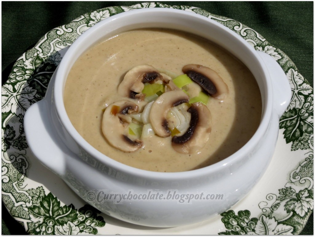 Crema de champiñones  - Cream of mushroom soup