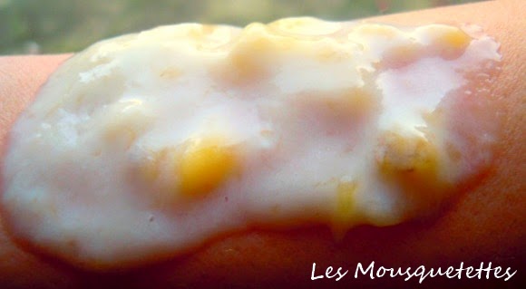 DIY Cosmétique Masque Raffermissant Banane - Les Mousquetettes© DIY Cosmétique Masque Raffermissant Banane - Les Mousquetettes©