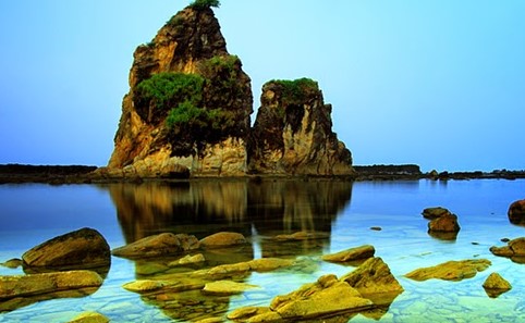 The Attractions Sawarna very beautiful beaches and exotic scenery in ...