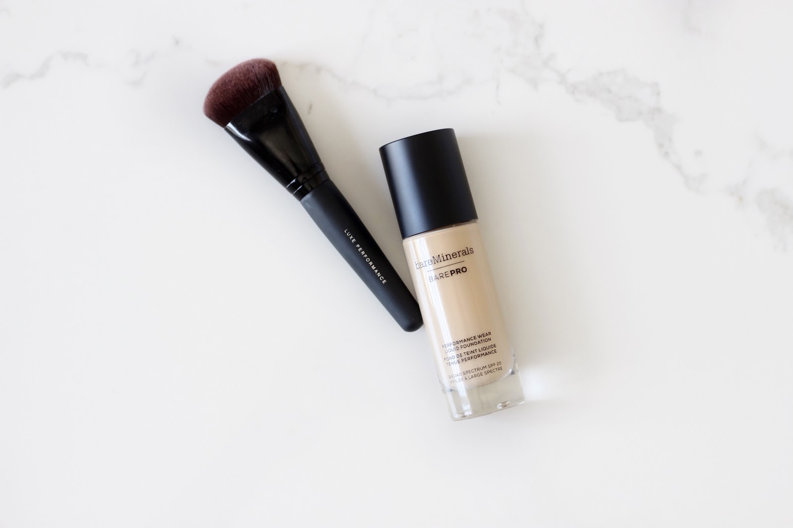 Reseña bareMinerals barePRO Performance Wear Liquid Foundation