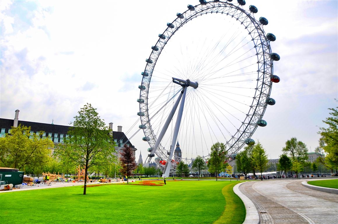 Kon Movie London Locations 09 Jubilee Gardens