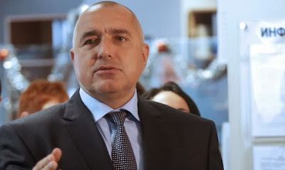 Борисов пита Станишев с какво е опасна "бялата" организация