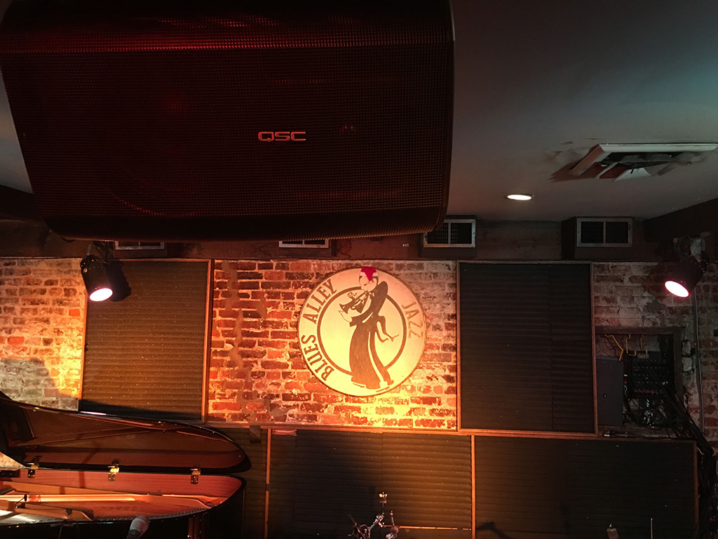 qsc speakers guitar center