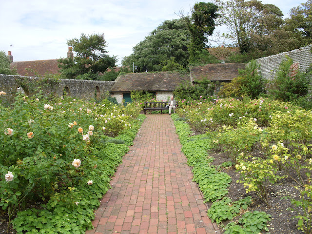 kipling jersey gardens