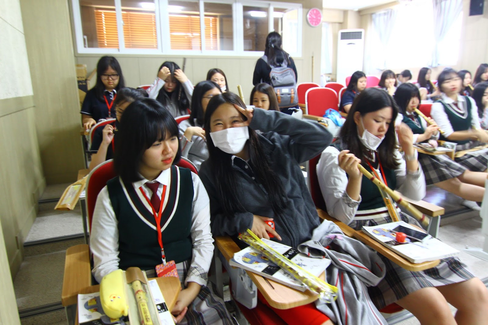 Корейская школа. Korea di sekolah. Korean forma форма. Корейская школа. Японская школьная форма сейфуку.