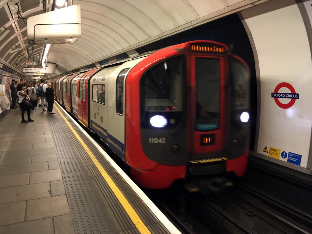 British Diesels and Electrics: London Underground 2009 Tube Stock