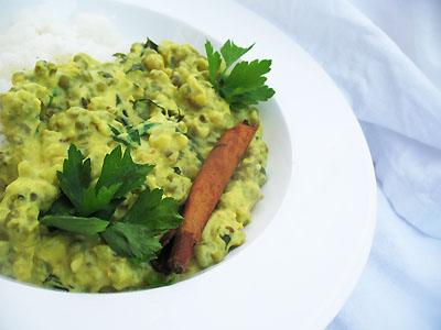 mung beans in yogurt sauce