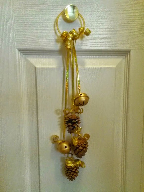 KEMISHDO Jingle Bell Door Knob Hangers