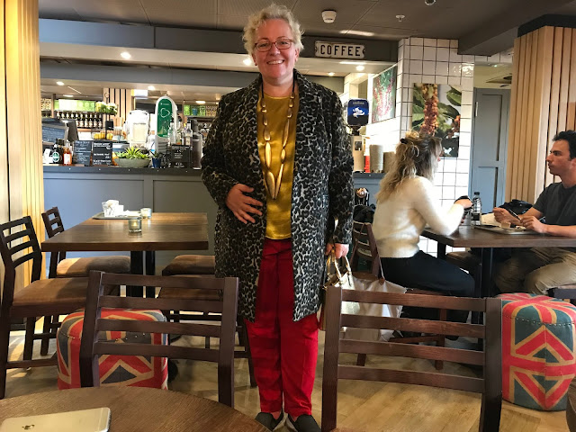 Kaffesoester in leopard coat at secret meeting Kaffesoester in leopard coat at secret meeting