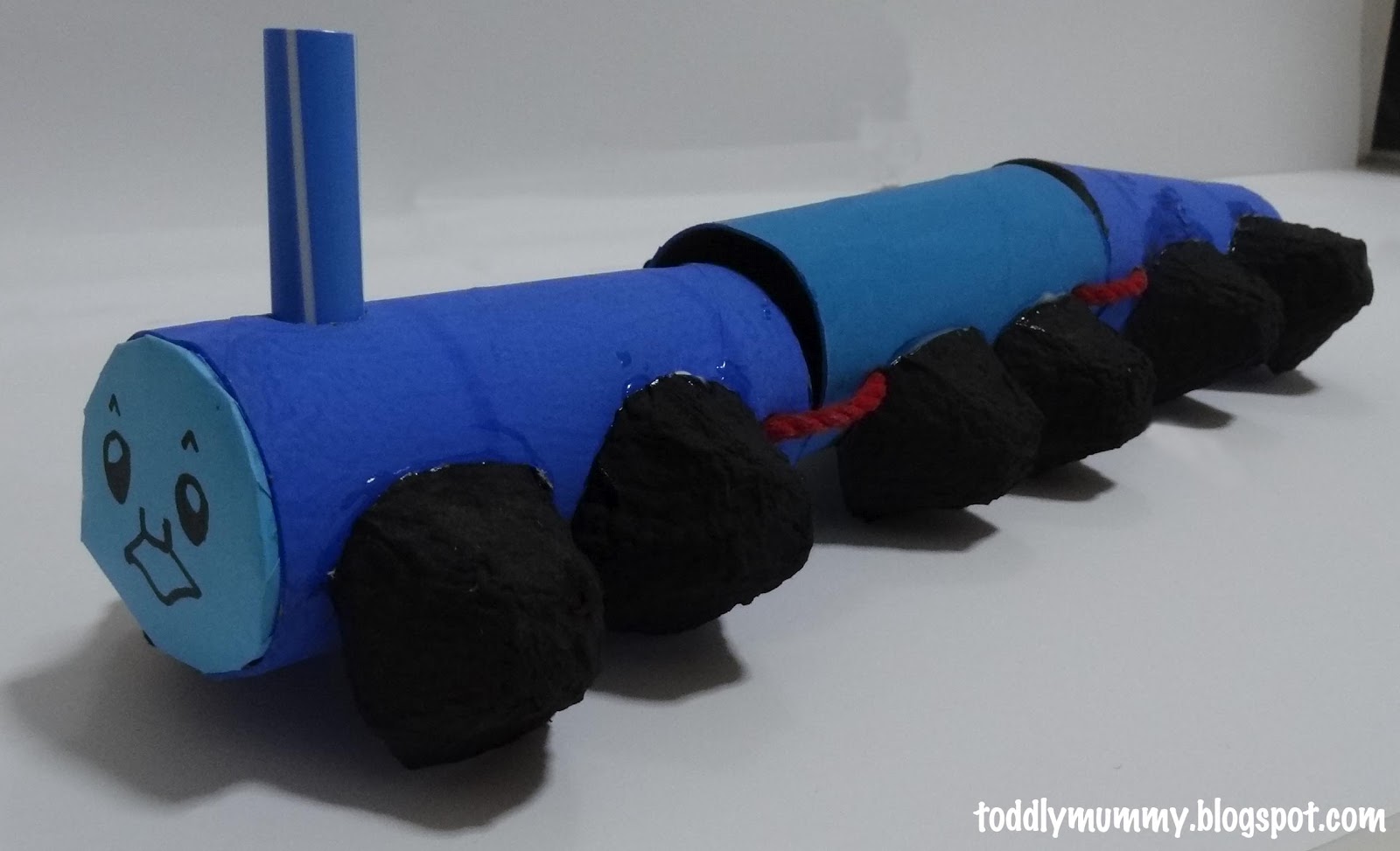 Singapore Family Blog Toddly Mummy Two Weeks of Creative Fun! Recycled train craft