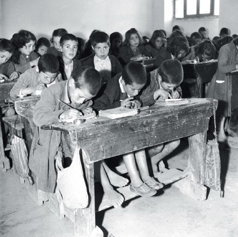 Αποτέλεσμα εικόνας για το σχολείο ταξιδεύει στο χρόνο