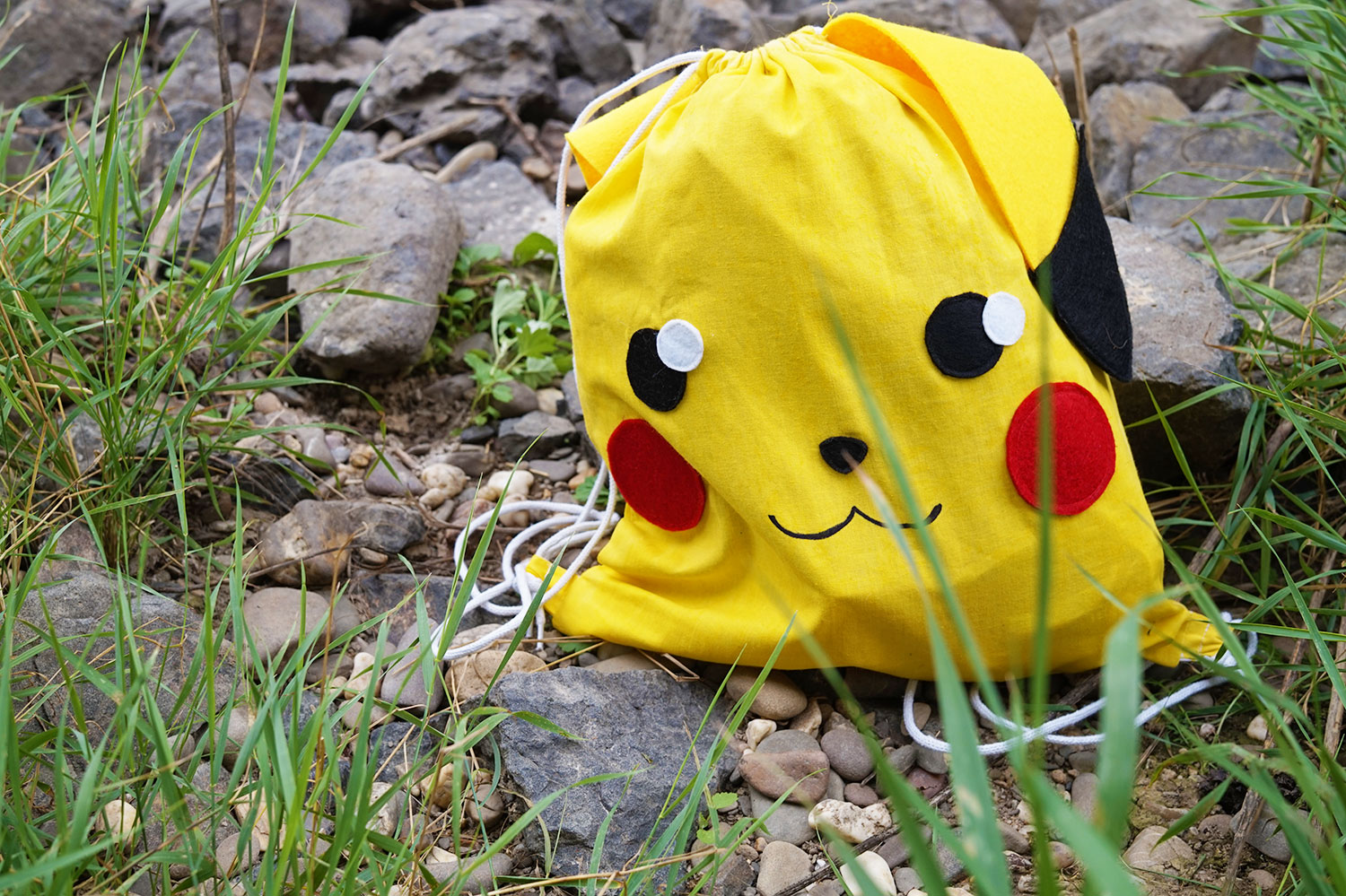 KuneCoco • DIY • Pikachu Turnbeutel-Rucksack #GottaBlogEmAll KuneCoco • DIY • Pikachu Turnbeutel-Rucksack #GottaBlogEmAll