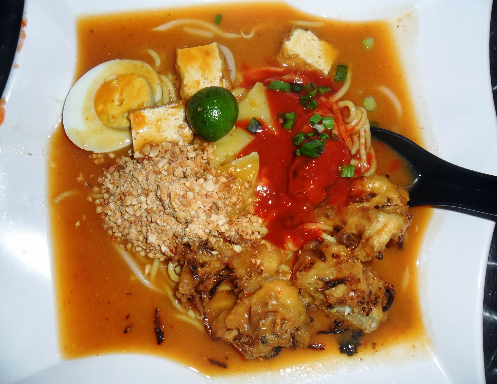 Ewe Paik Leong, The Wordslinger Tong Siang Restaurant offers unique